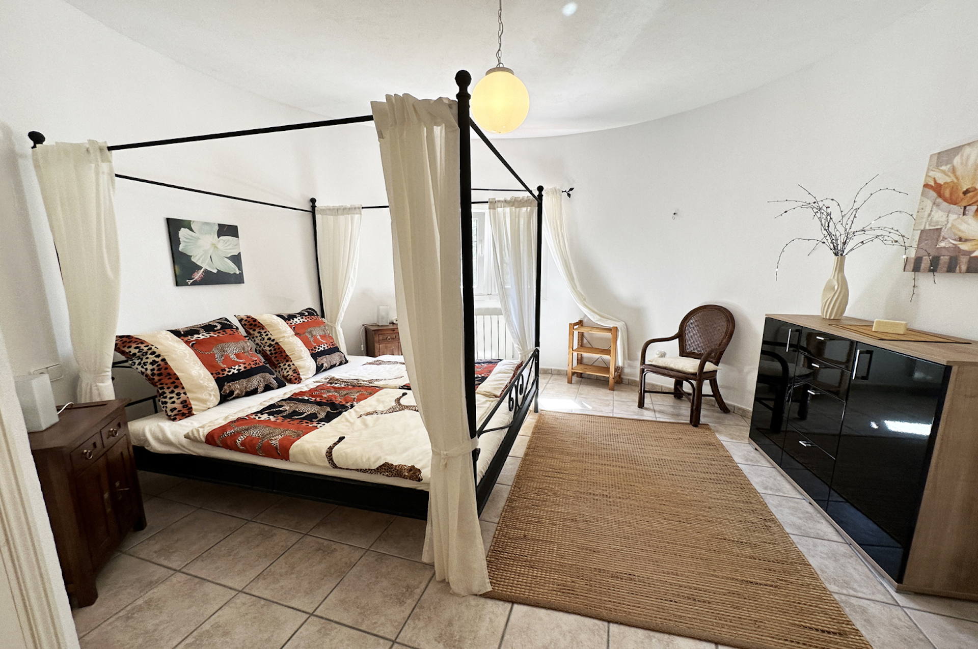 Resa estates Ibiza villa for sale renovation pool san jose bedroom 3.jpg